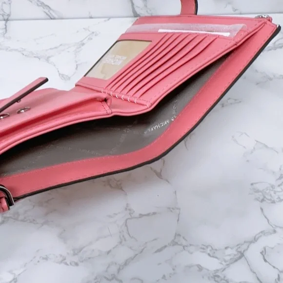 Michael Kors wallet - Picture 10 of 10